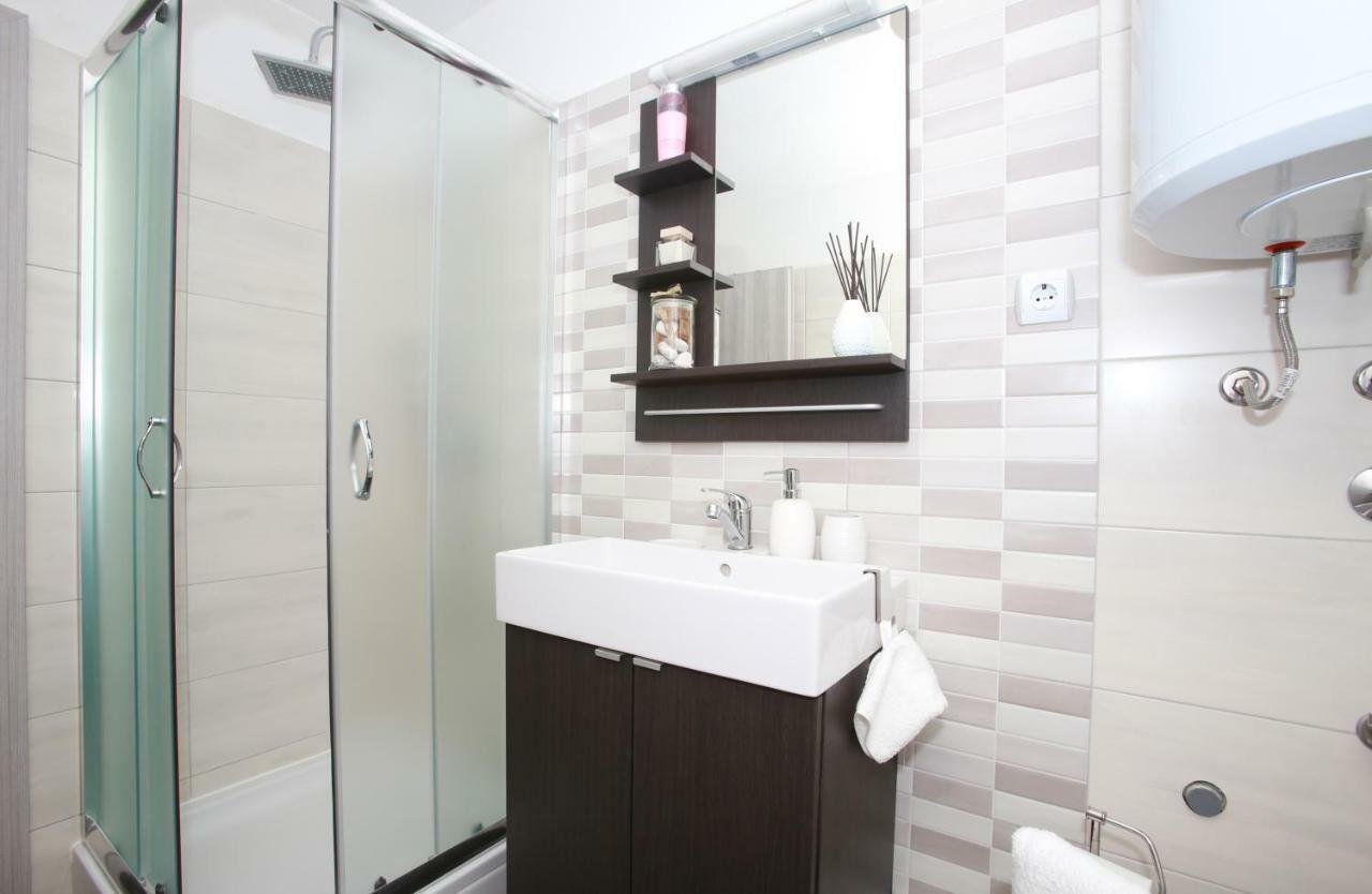 Apartments Melin Malinska Luaran gambar