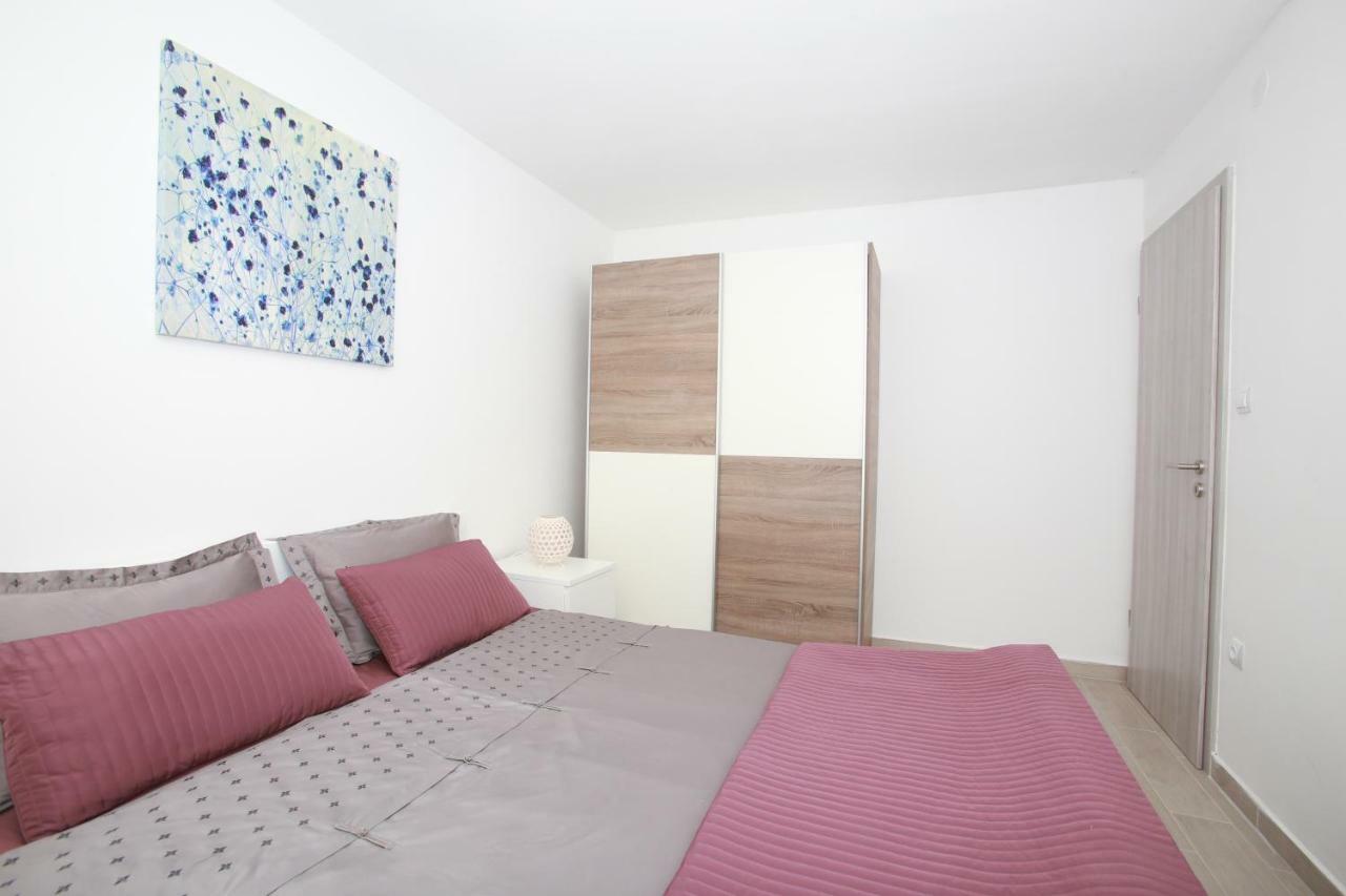 Apartments Melin Malinska Luaran gambar